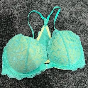Victoria’s Secret Pink Date Racerback front closure bra size 34D lacey